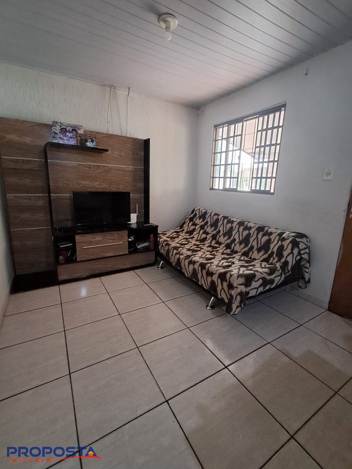 Casa à venda em Conjunto Habitacional Requião, Maringá — Portal Chave Fácil