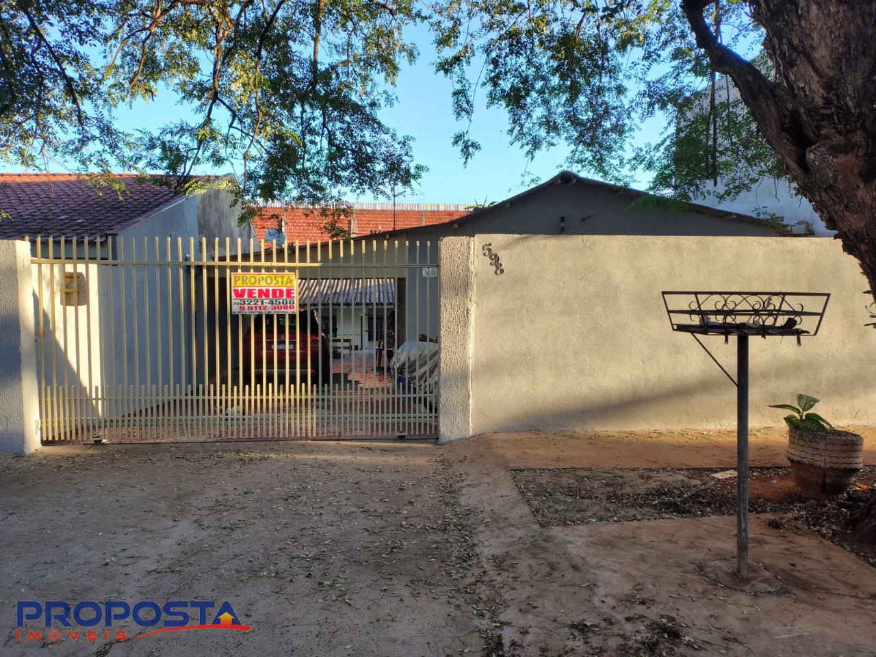Casa à venda em Parque Industrial, Maringá — Portal Chave Fácil