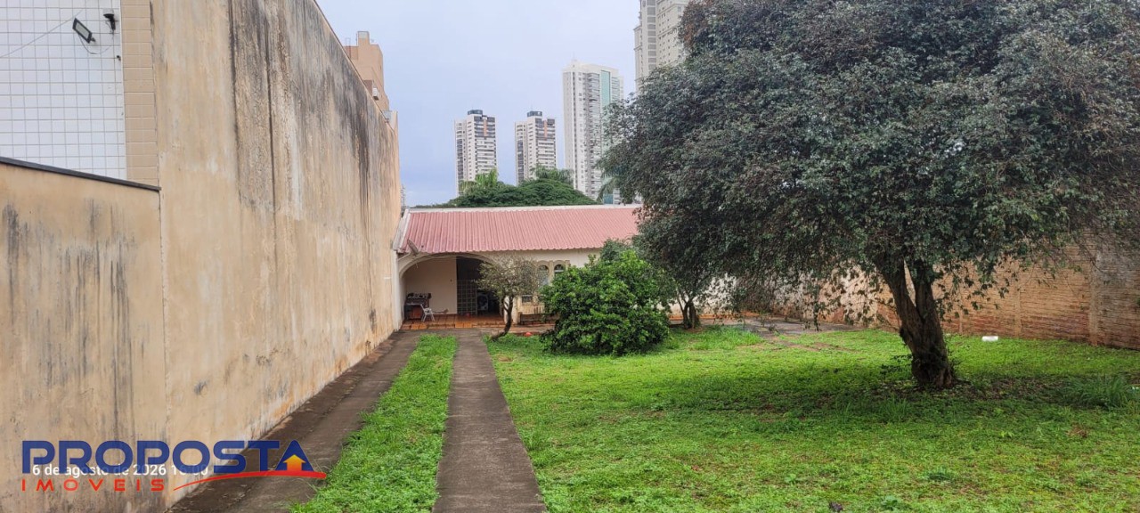 Terreno à venda em Zona 08, Maringá — Portal Chave Fácil