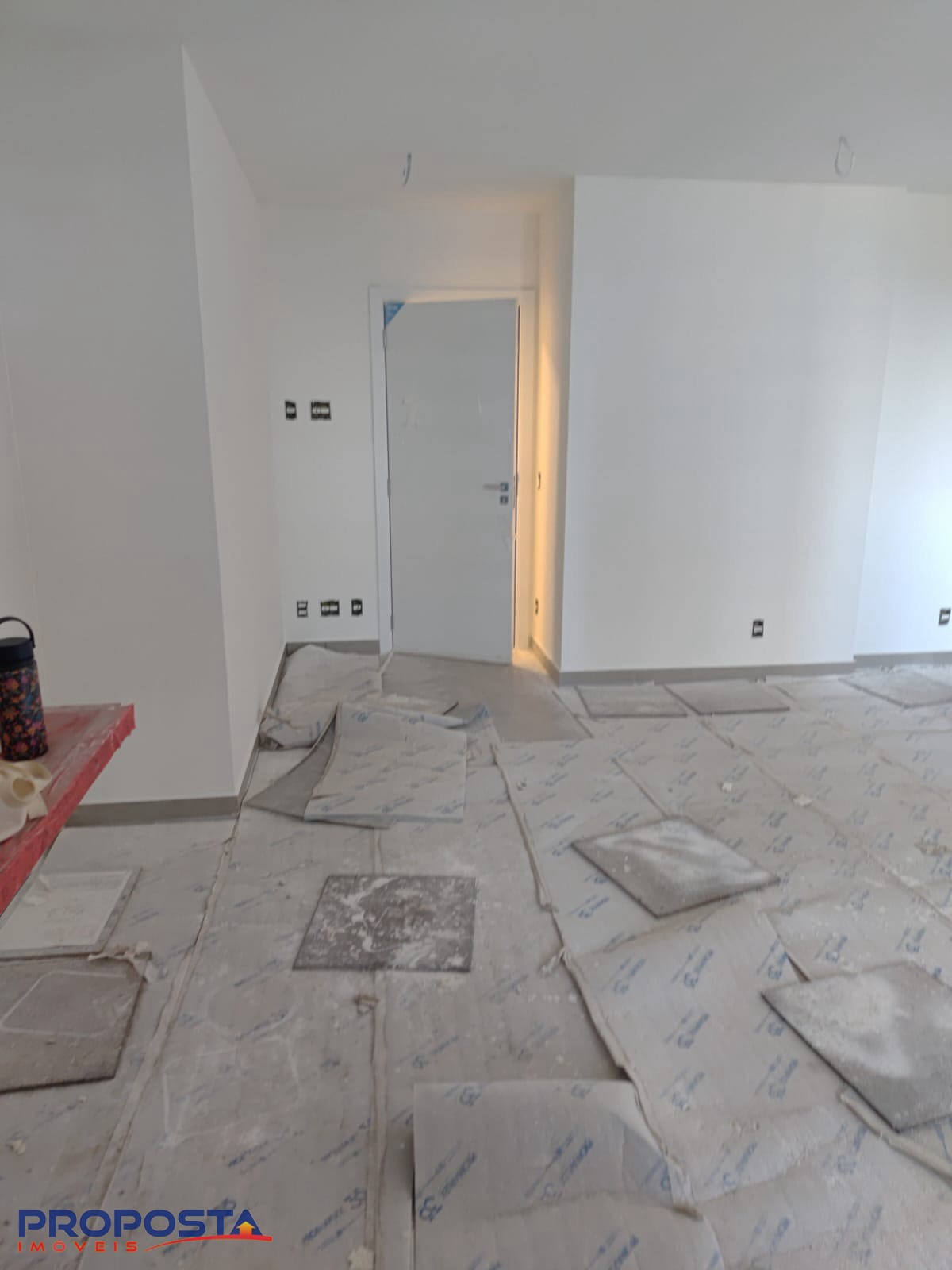 Apartamento à venda em Zona 08, Maringá — Portal Chave Fácil