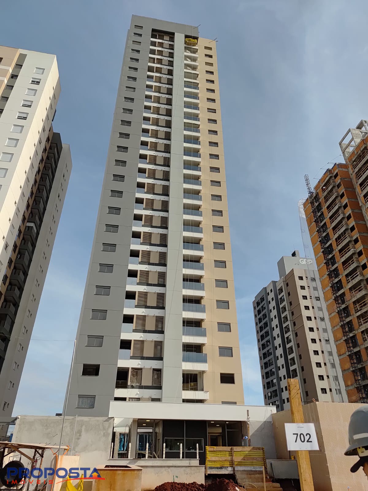 Apartamento à venda em Zona 08, Maringá — Portal Chave Fácil