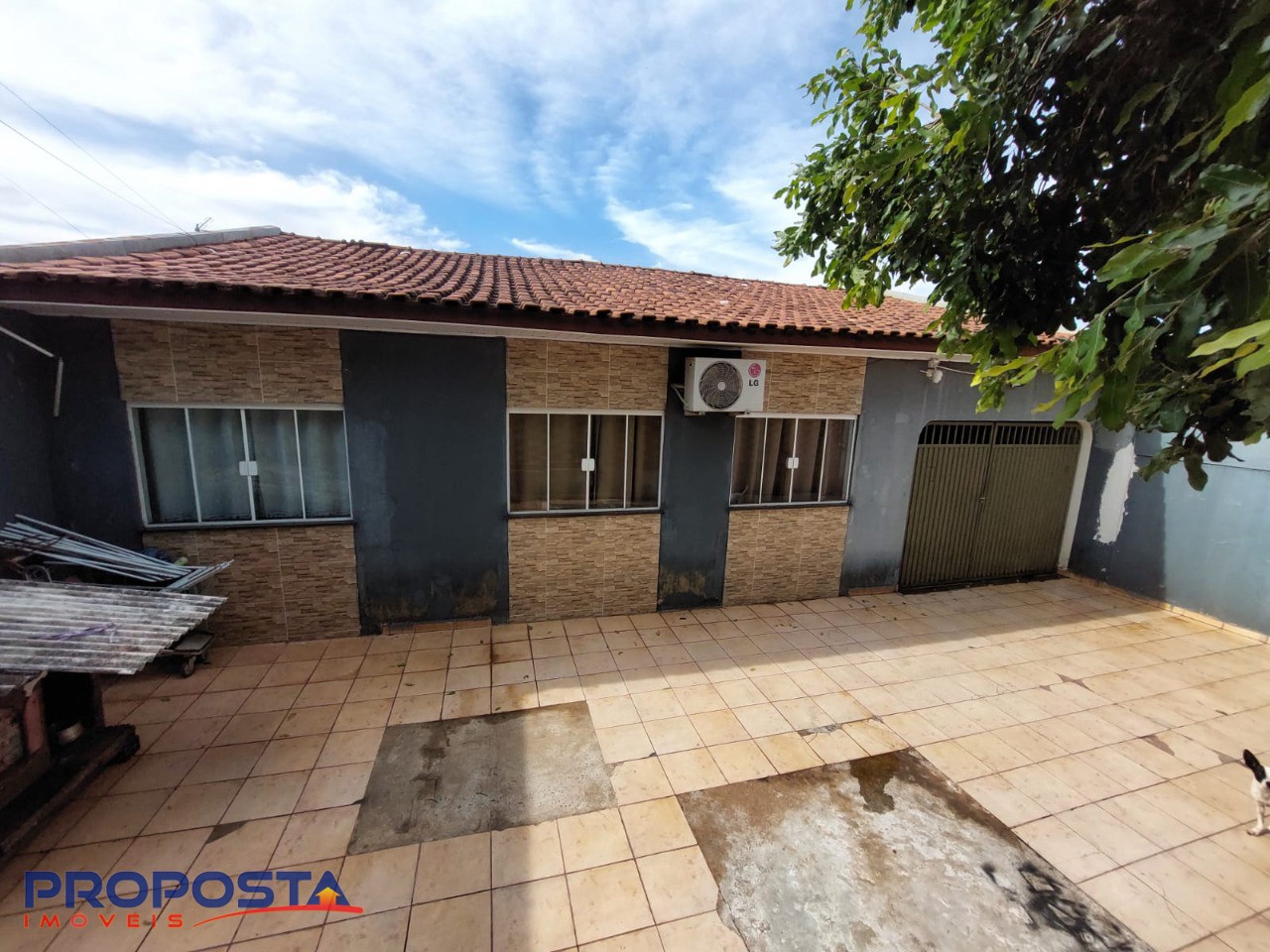 Casa à venda em Conjunto Residencial Ney Braga, Maringá — Portal Chave Fácil