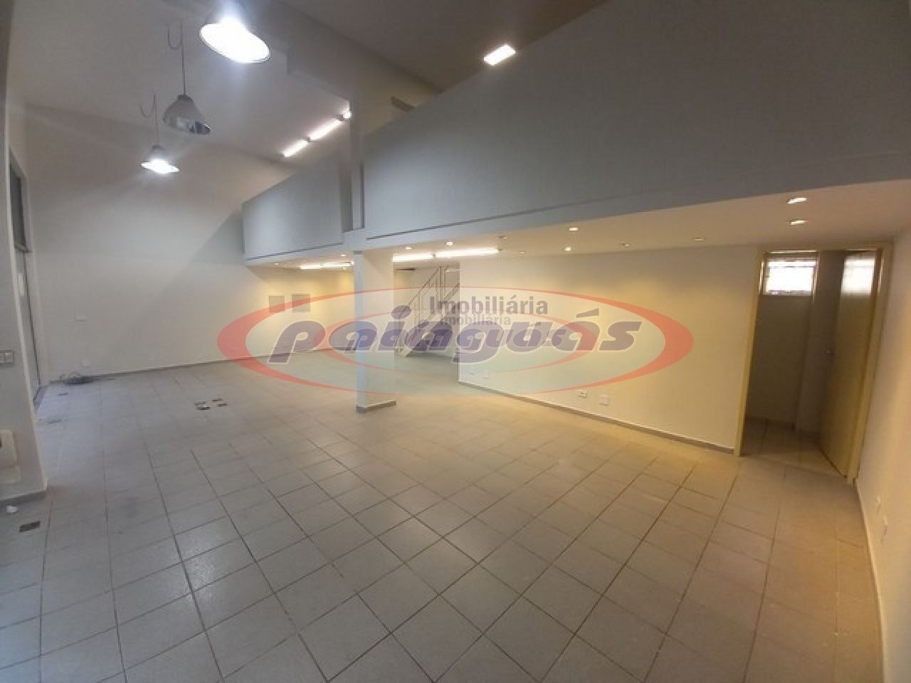 Comercial para alugar em Zona 02, Maringá — Portal Chave Fácil