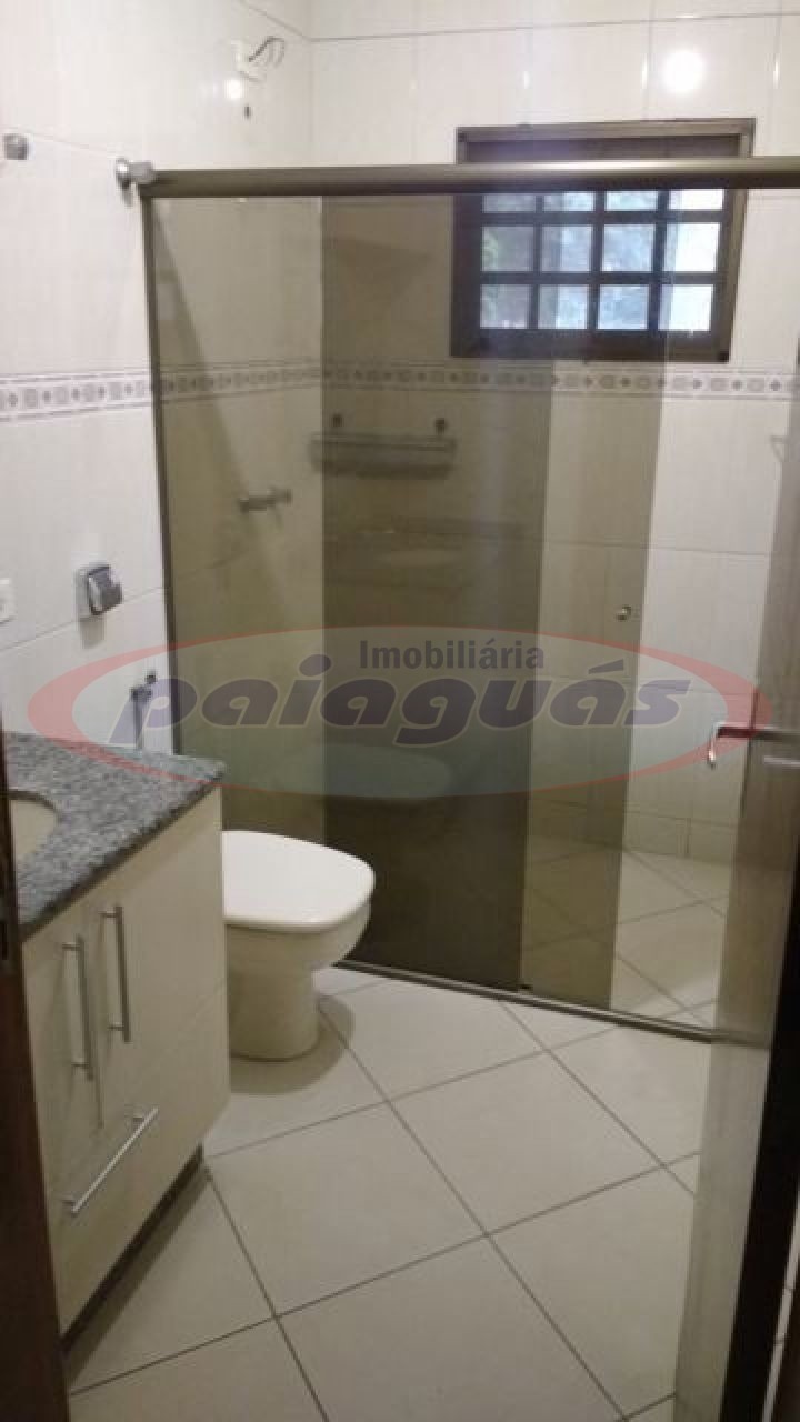 Sobrado à venda em Zona 02, Maringá — Portal Chave Fácil