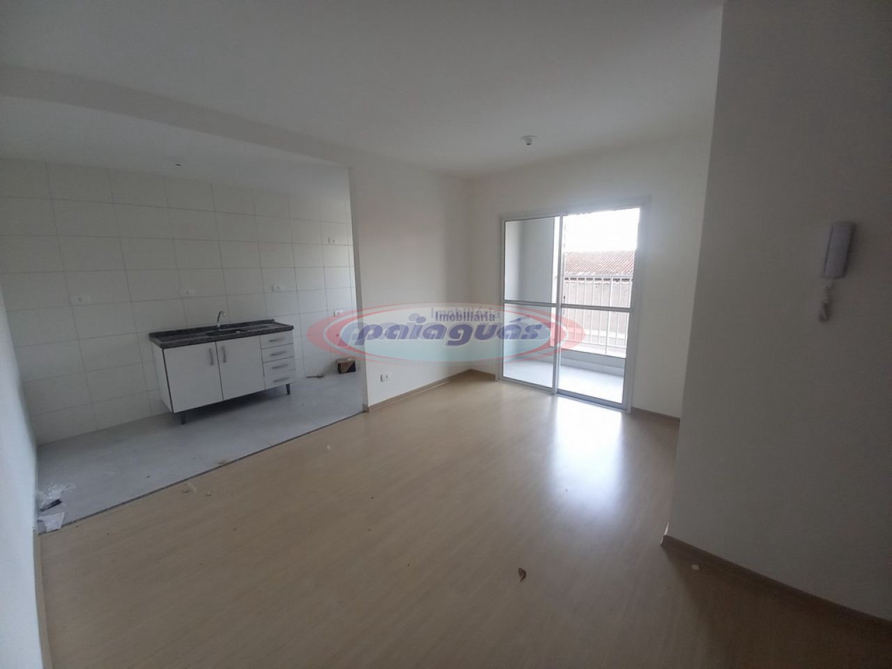 Apartamento para alugar em Zona 07, Maringá — Portal Chave Fácil