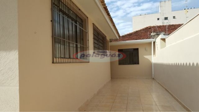 Casa à venda em Zona 08, Maringá — Portal Chave Fácil