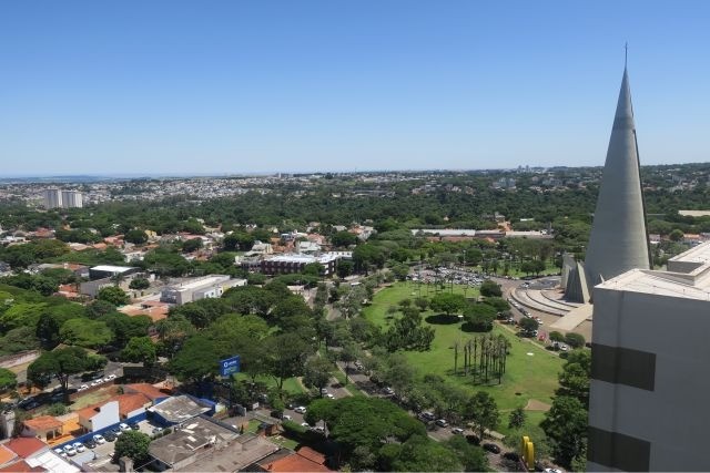 Apartamento para alugar em Zona 01 Centro, Maringá — Portal Chave Fácil