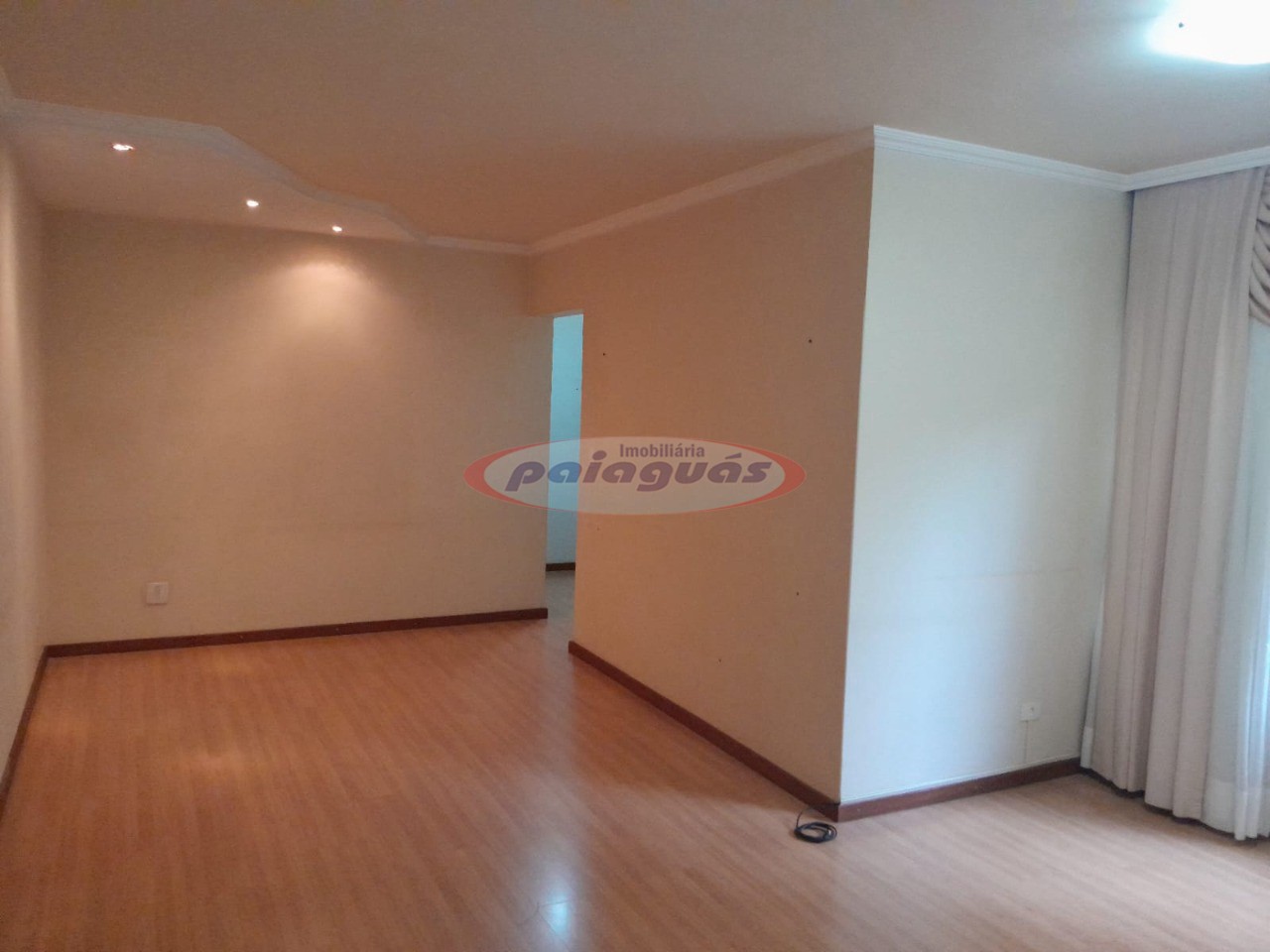 Apartamento para alugar em Zona 07, Maringá — Portal Chave Fácil