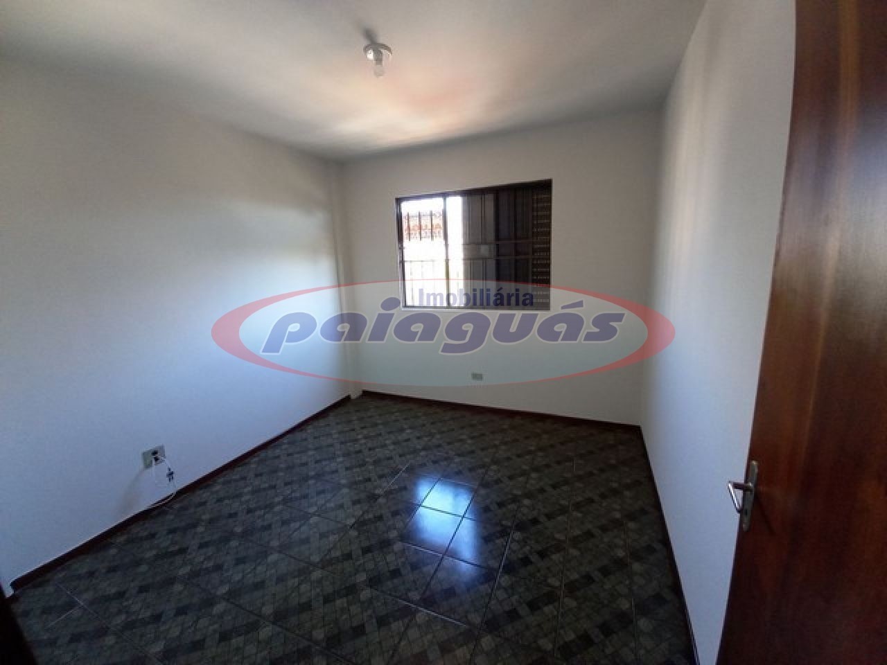 Apartamento para alugar em Vila Marumby, Maringá — Portal Chave Fácil