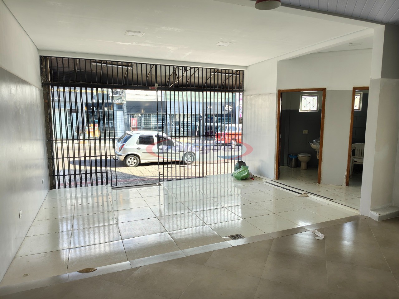 Sala/Conjunto Comercial para alugar em Jardim Liberdade, Maringá — Portal Chave Fácil