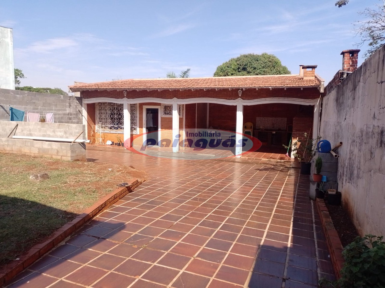 Ponto Comercial/Loja à venda em Zona 08, Maringá — Portal Chave Fácil