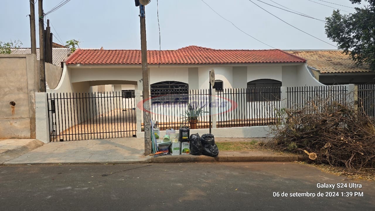 Casa à venda em Parque Das Laranjeiras, Maringá — Portal Chave Fácil