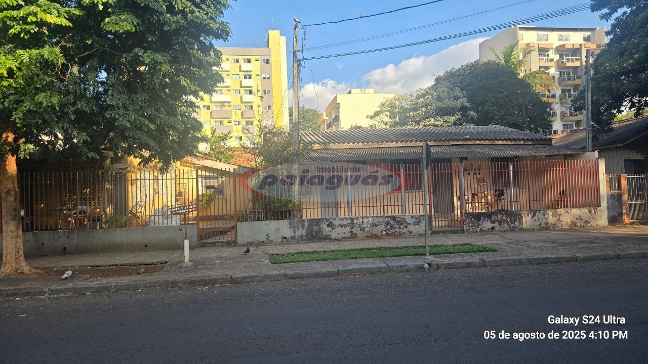 Terreno/Área à venda em Zona 07, Maringá — Portal Chave Fácil