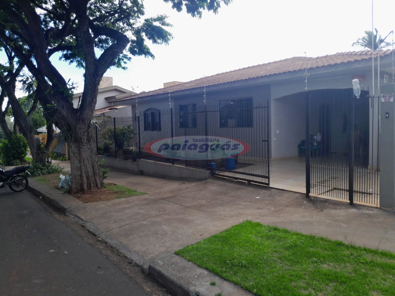 Casa à venda em Zona 05, Maringá — Portal Chave Fácil