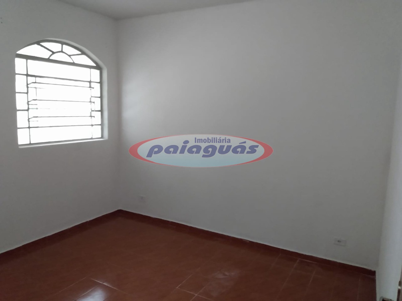 Casa à venda em Zona 08, Maringá — Portal Chave Fácil
