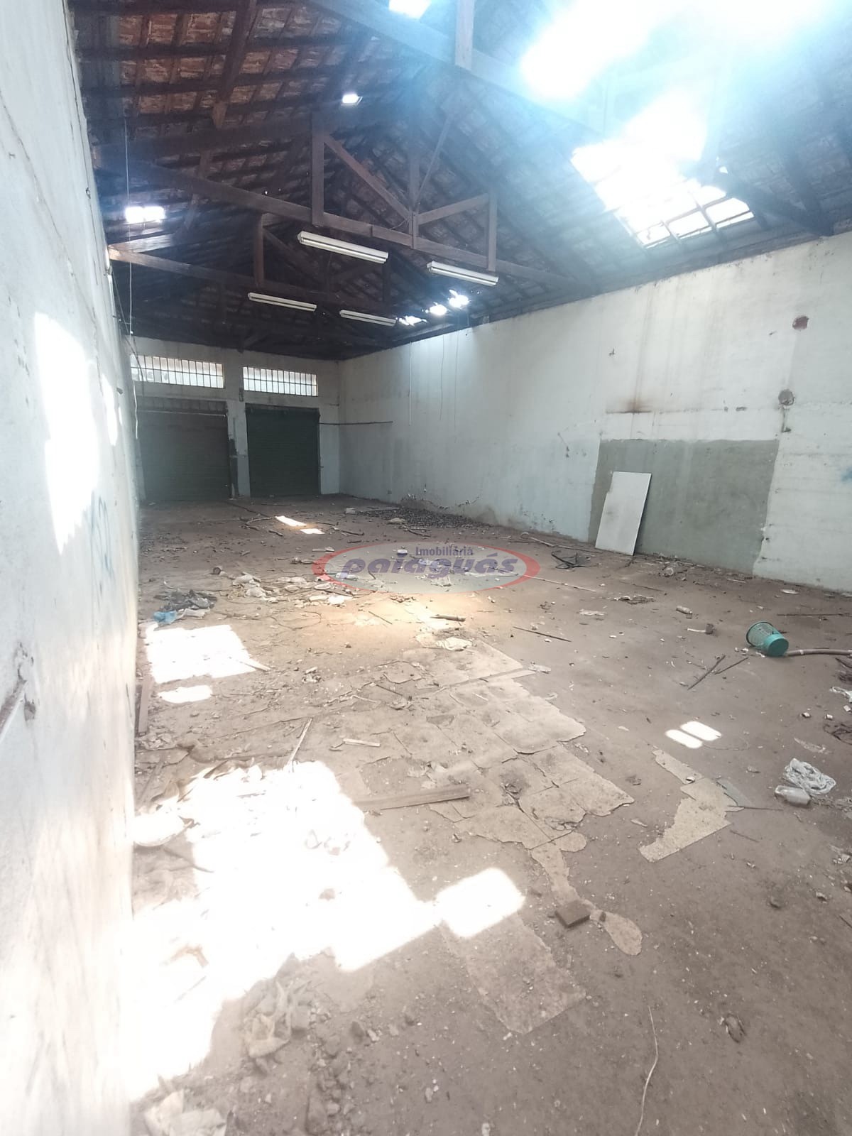 Terreno/Área à venda em Zona 05, Maringá — Portal Chave Fácil