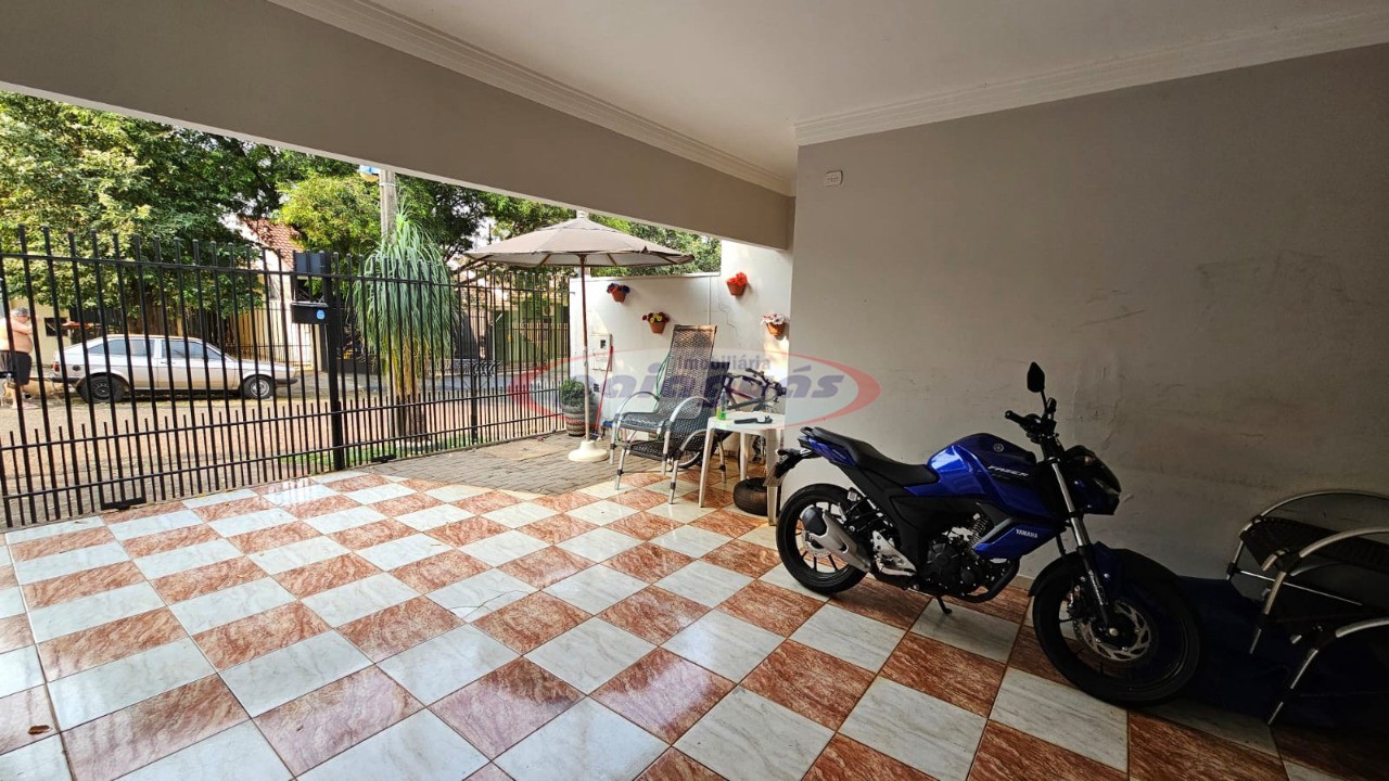 Casa à venda em Jardim Paris, Maringá — Portal Chave Fácil