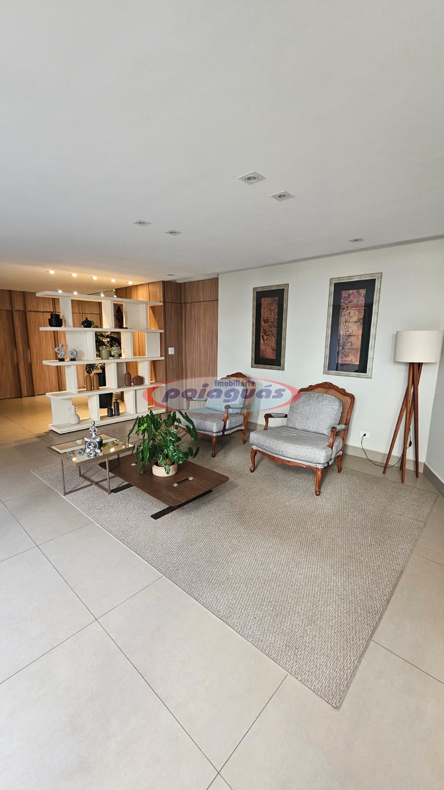 Apartamento à venda em Zona 07, Maringá — Portal Chave Fácil