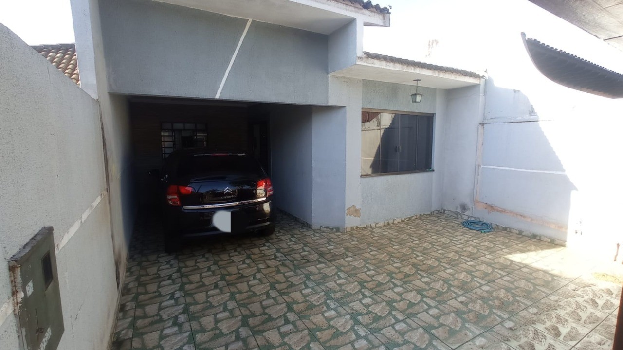 Casa à venda em Parque Hortência, Maringá — Portal Chave Fácil