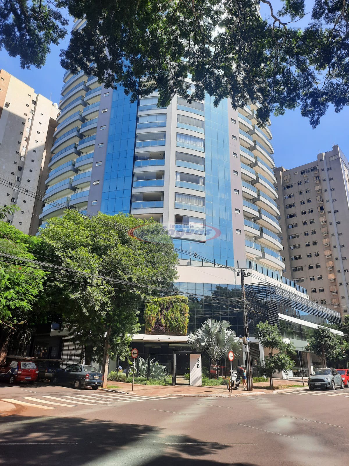 Apartamento à venda em Zona 01 Centro, Maringá — Portal Chave Fácil