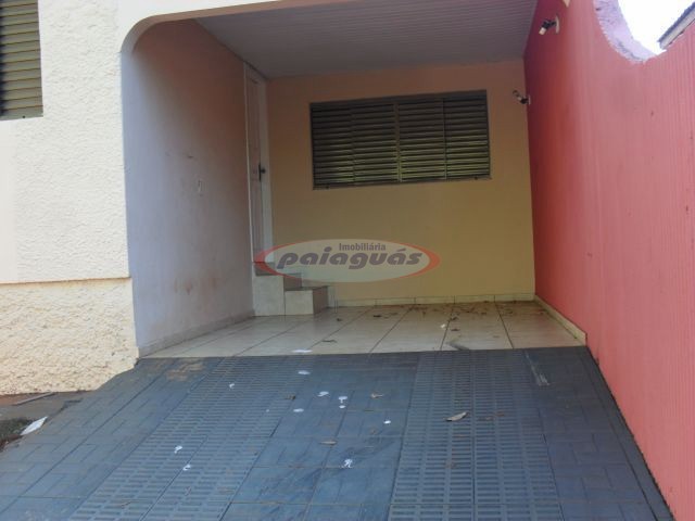 Casa à venda em Conjunto Residencial Ney Braga, Maringá — Portal Chave Fácil