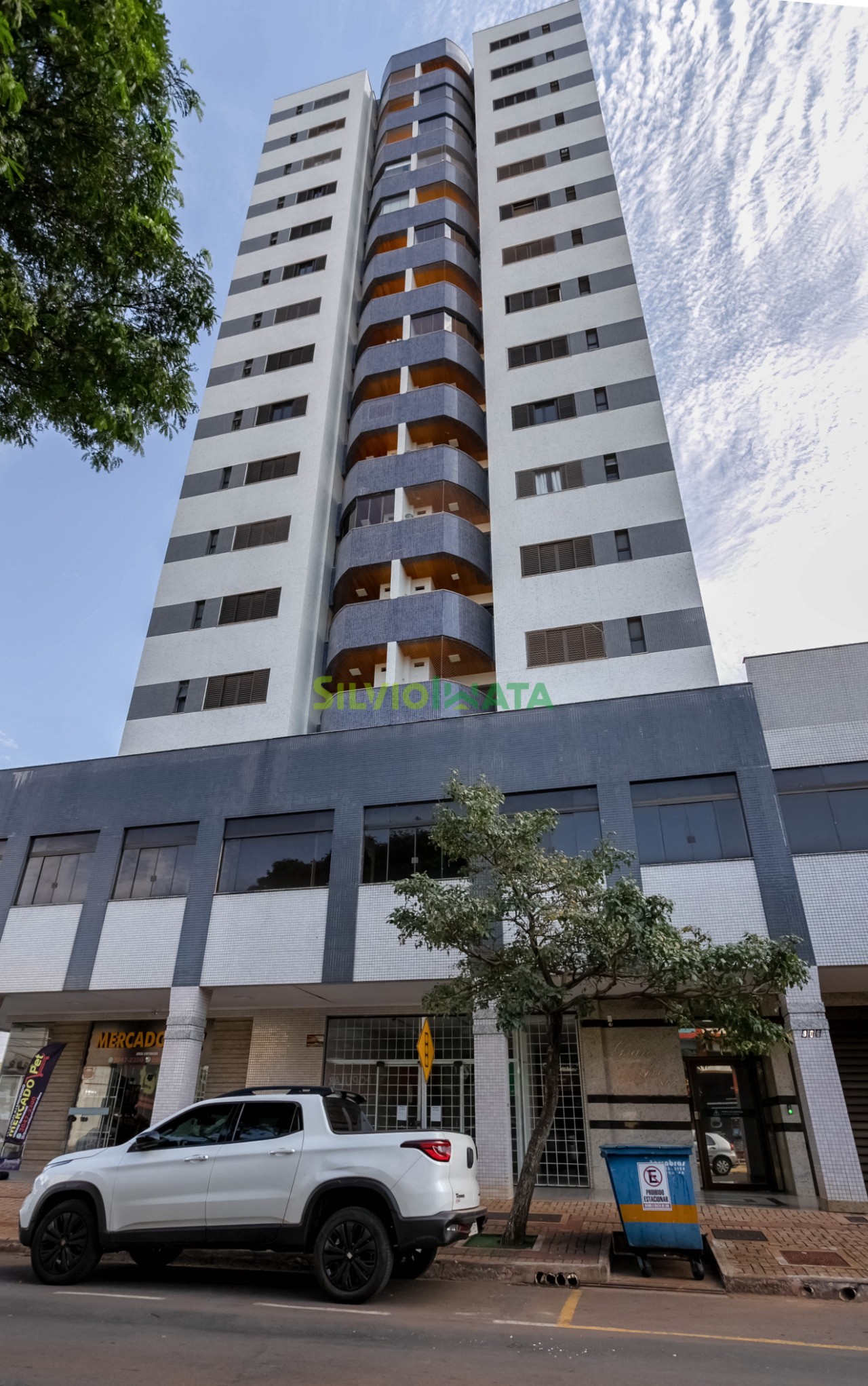 Apartamento para alugar em Zona 01 Centro, Maringá — Portal Chave Fácil