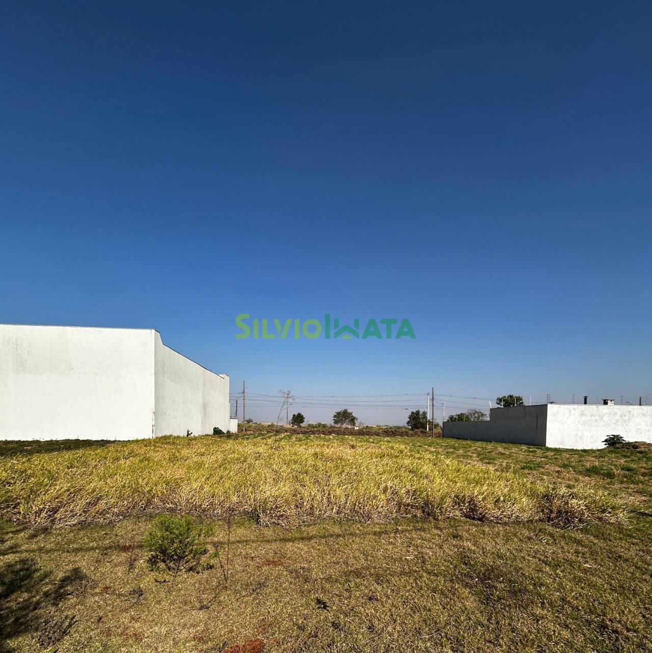 Terreno/Área à venda em Jardim Espanha, Maringá — Portal Chave Fácil