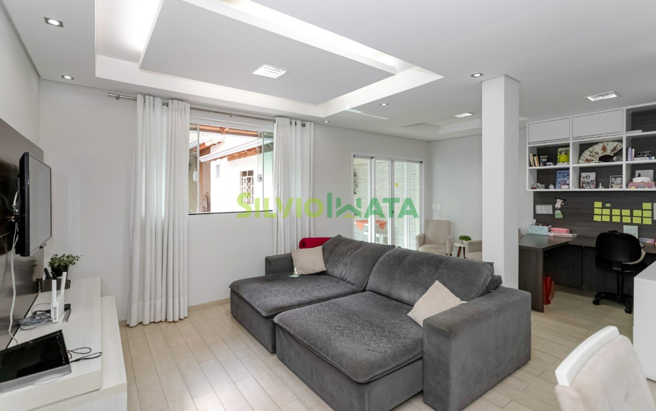 Casa à venda em Zona 07, Maringá — Portal Chave Fácil