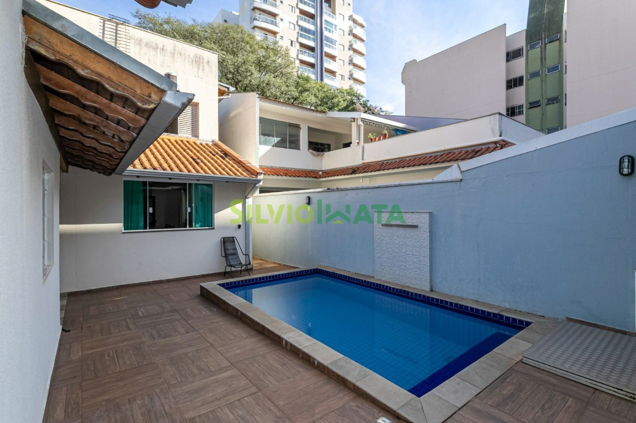 Casa à venda em Zona 07, Maringá — Portal Chave Fácil