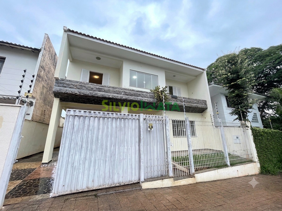 Casa para alugar em Zona 02, Maringá — Portal Chave Fácil