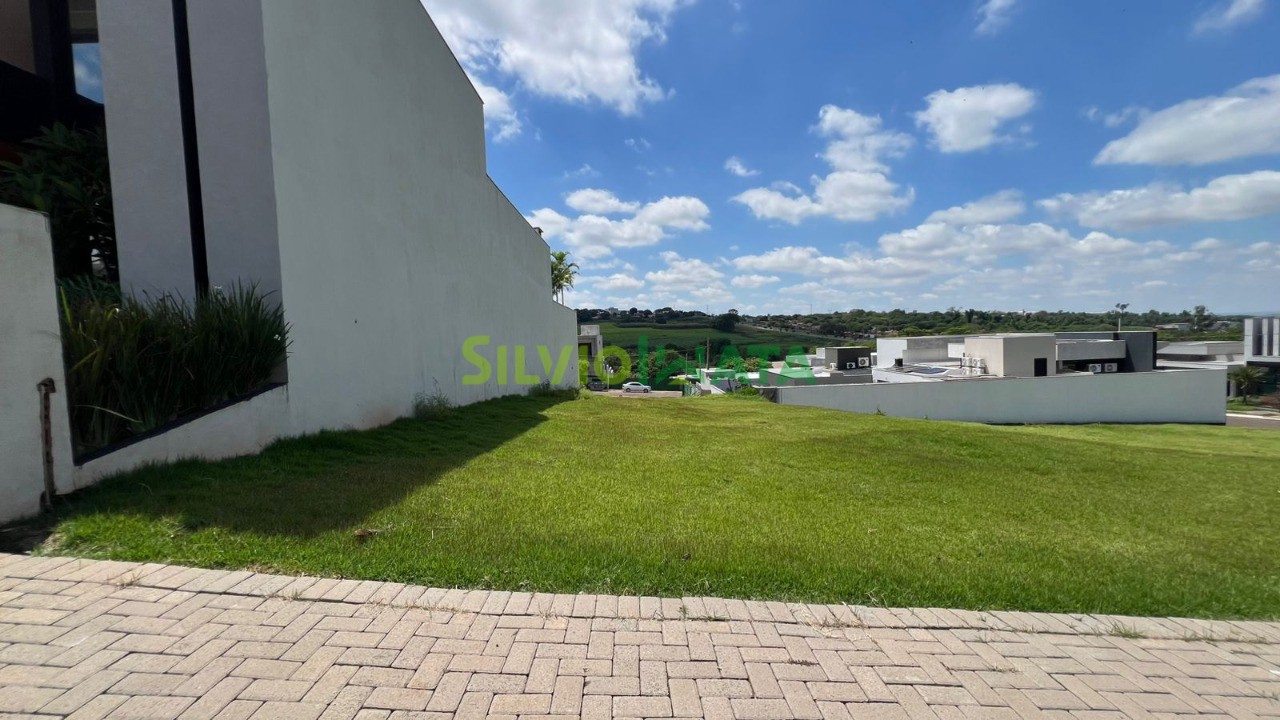 Terreno/Área à venda em Parque Industrial, Maringá — Portal Chave Fácil