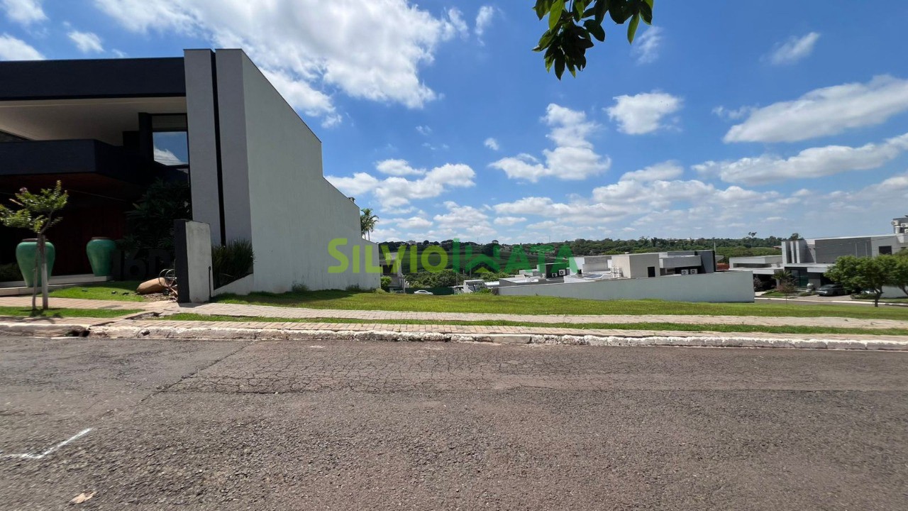 Terreno/Área à venda em Parque Industrial, Maringá — Portal Chave Fácil