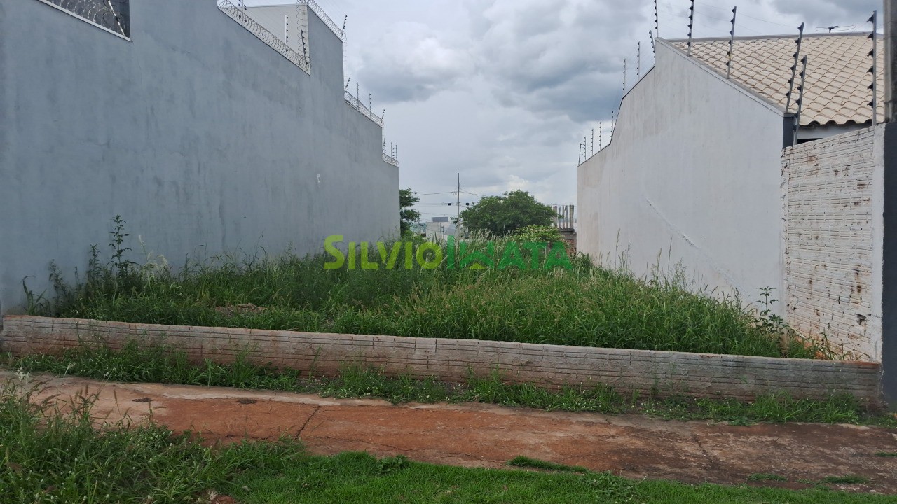 Terreno/Área à venda em Jardim Espanha, Maringá — Portal Chave Fácil