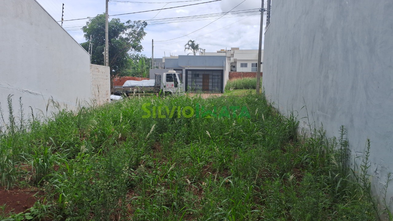 Terreno/Área à venda em Jardim Espanha, Maringá — Portal Chave Fácil