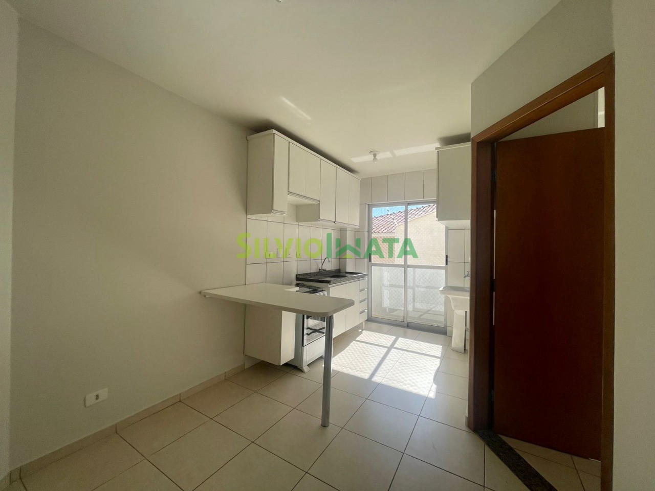 Apartamento para alugar em Zona 07, Maringá — Portal Chave Fácil