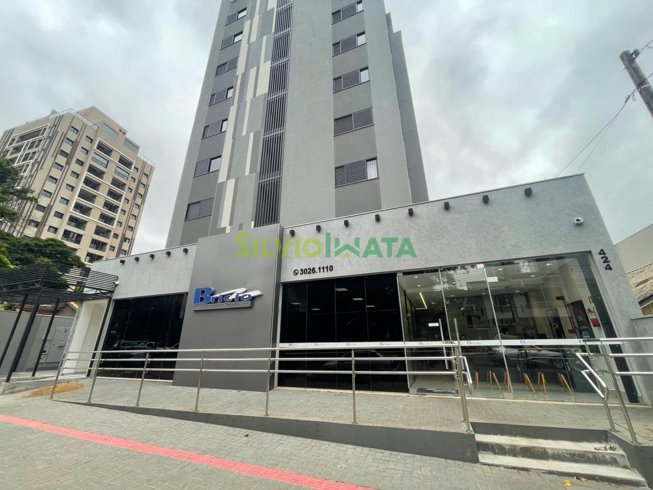 Apartamento para alugar em Zona 07, Maringá — Portal Chave Fácil