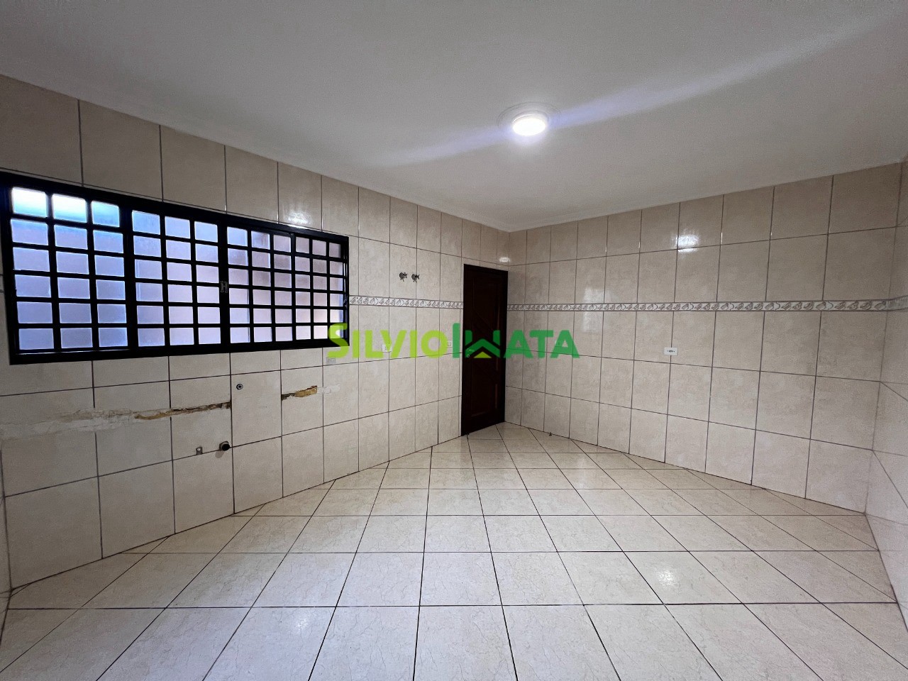 Casa à venda em Jardim Copacabana, Maringá — Portal Chave Fácil