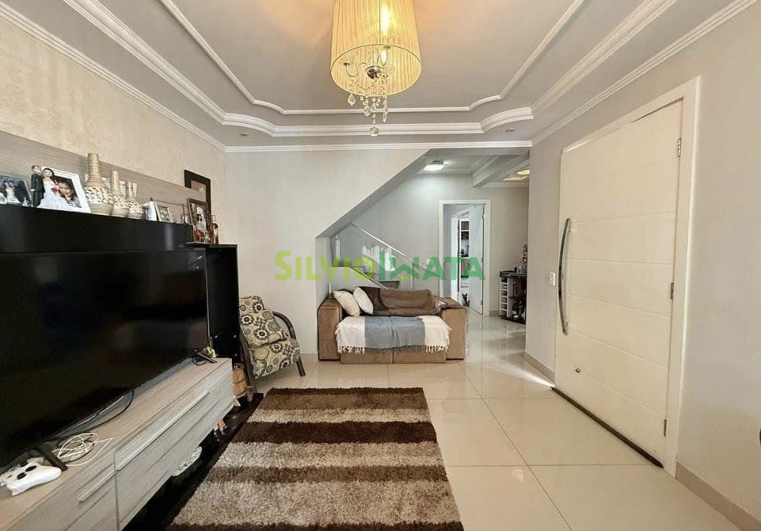 Casa à venda em Jardim Imperial, Maringá — Portal Chave Fácil