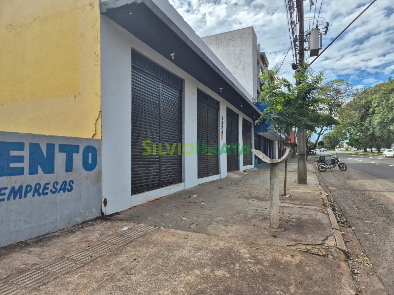 Comercial à venda em Zona 07, Maringá — Portal Chave Fácil