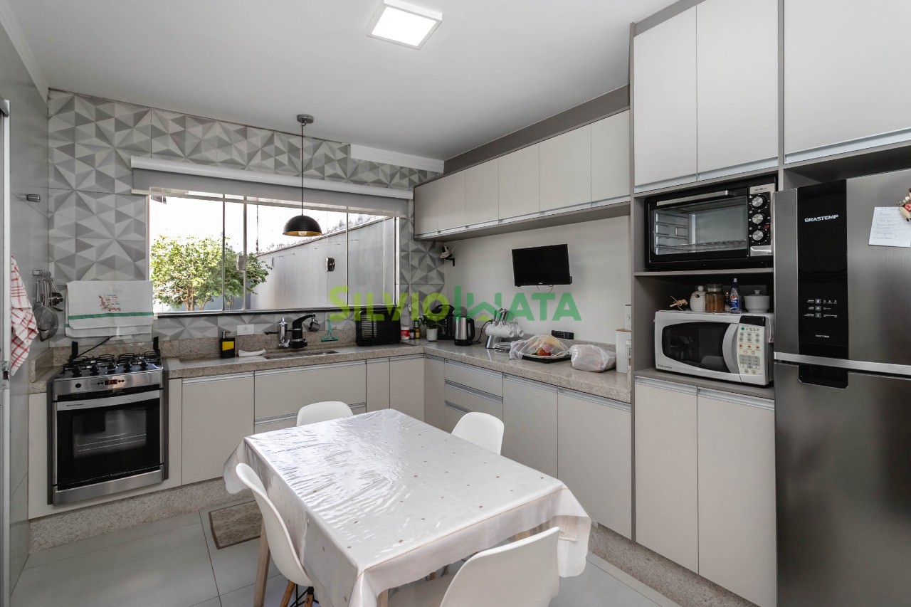 Casa à venda em Parque Residencial Cidade Nova, Maringá — Portal Chave Fácil