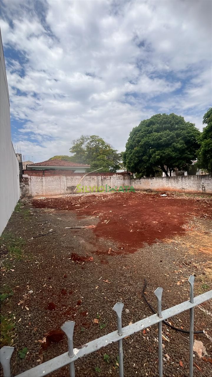 Terreno/Área à venda em Jardim Alvorada, Maringá — Portal Chave Fácil