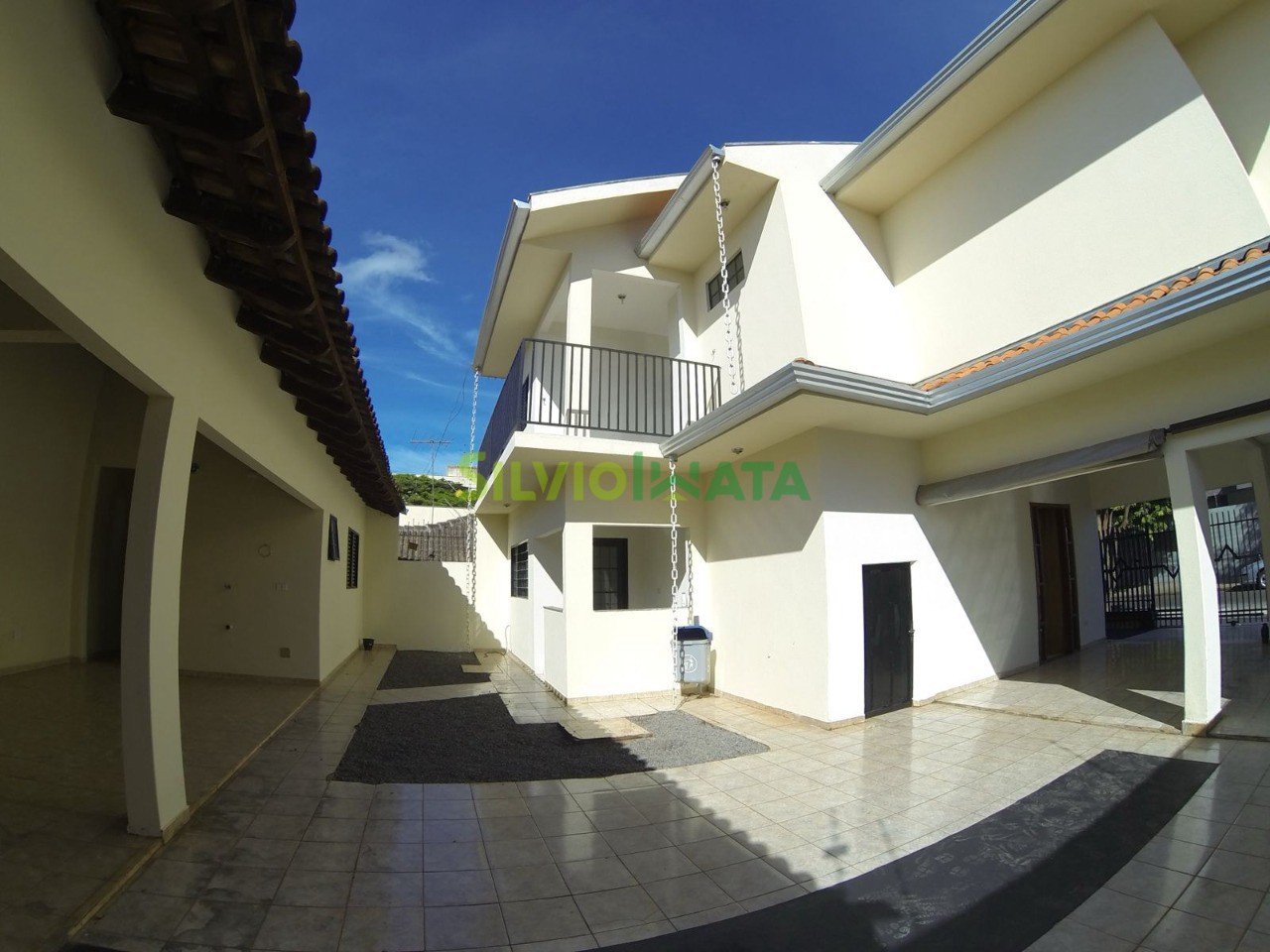 Casa à venda em Vila Marumby, Maringá — Portal Chave Fácil