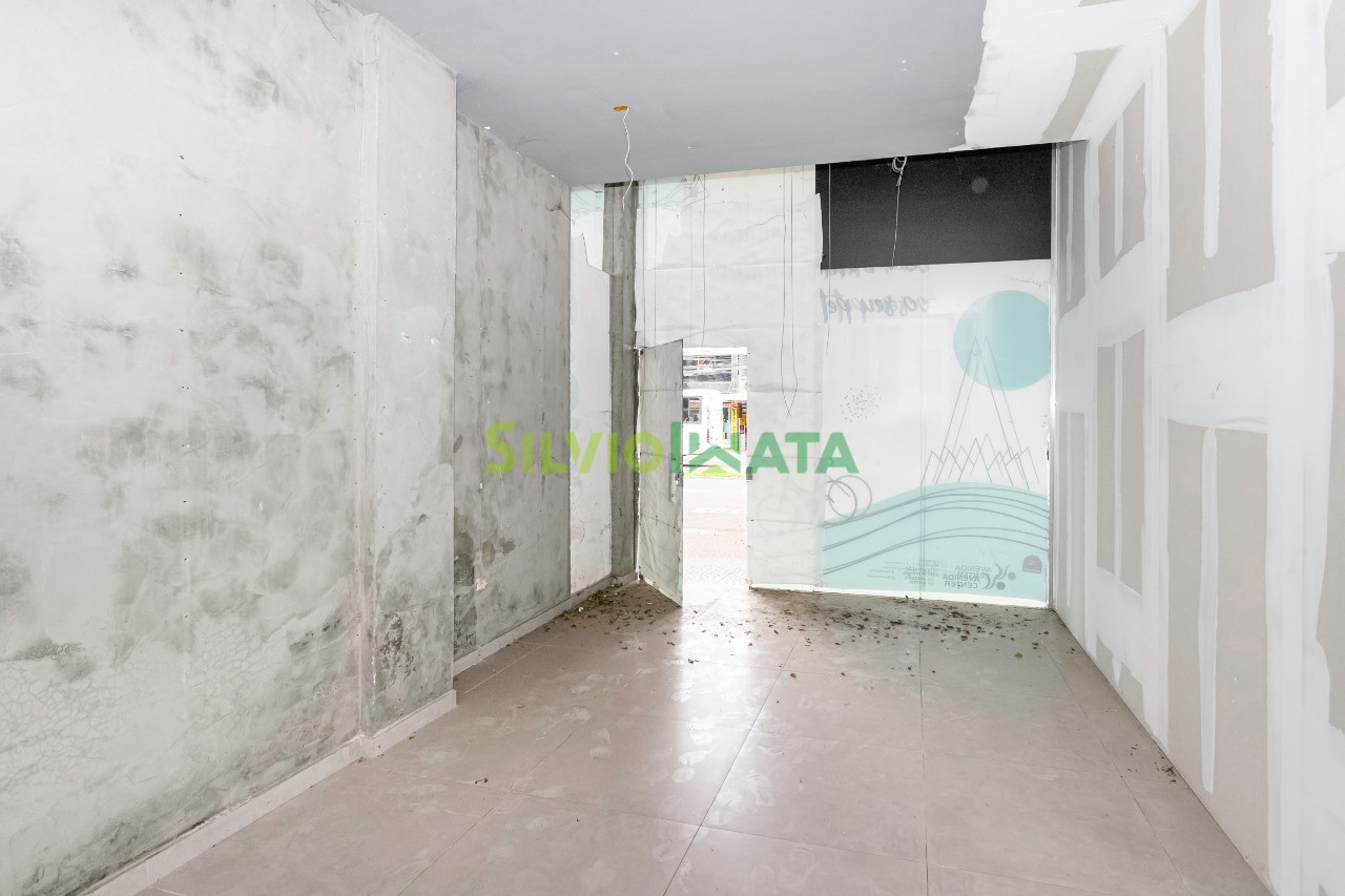 Ponto Comercial/Loja para alugar em Zona 09, Maringá — Portal Chave Fácil