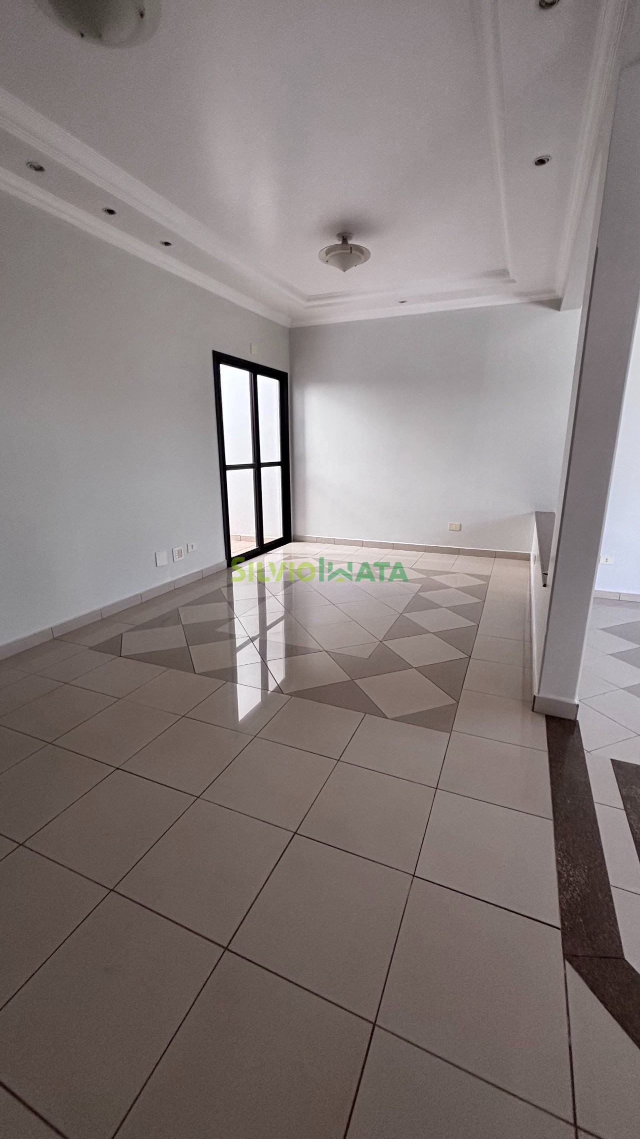 Casa à venda em Zona 08, Maringá — Portal Chave Fácil