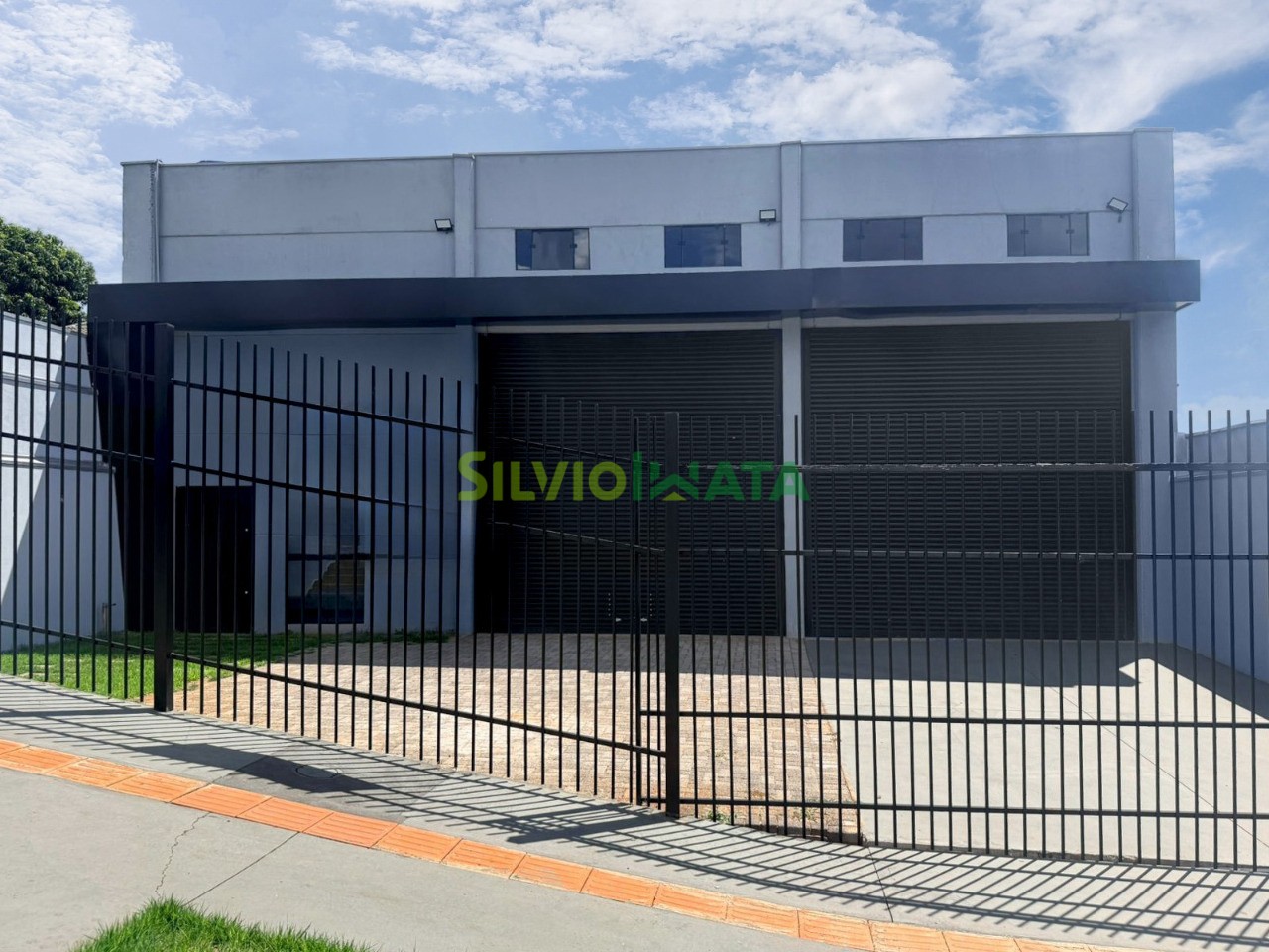 Barracão/Galpão para alugar em Zona 06, Maringá — Portal Chave Fácil