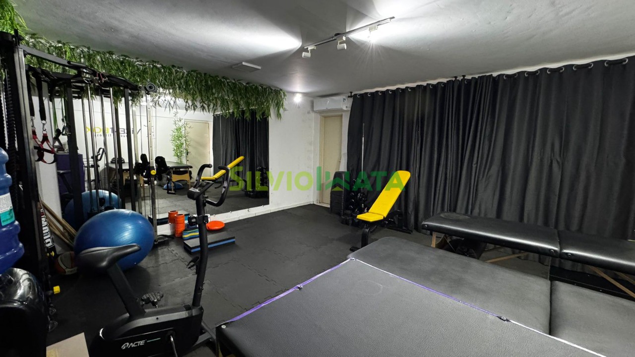 Sala/Conjunto Comercial à venda em Zona 01 Centro, Maringá — Portal Chave Fácil