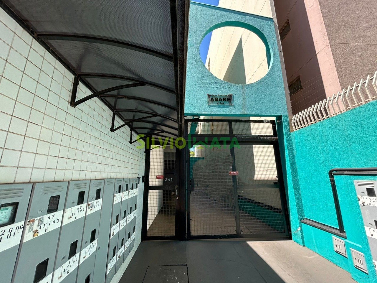 Kitnet à venda em Zona 07, Maringá — Portal Chave Fácil