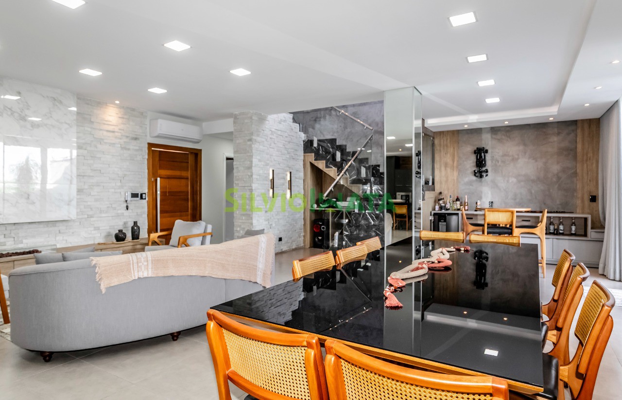 Casa à venda em Jardim Iguaçu, Maringá — Portal Chave Fácil