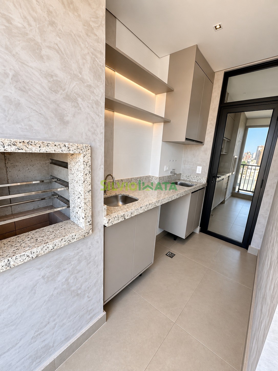 Apartamento à venda em Zona 07, Maringá — Portal Chave Fácil