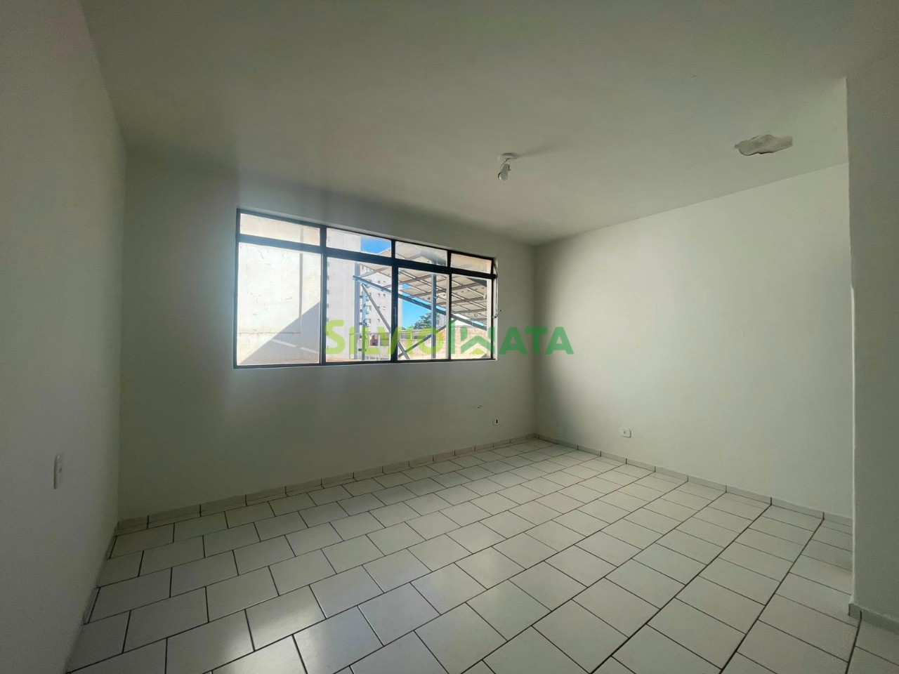 Sala/Conjunto Comercial para alugar em Zona 01 Centro, Maringá — Portal Chave Fácil